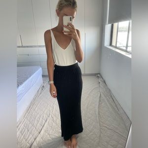 Glassons black ribbed maxi skirt